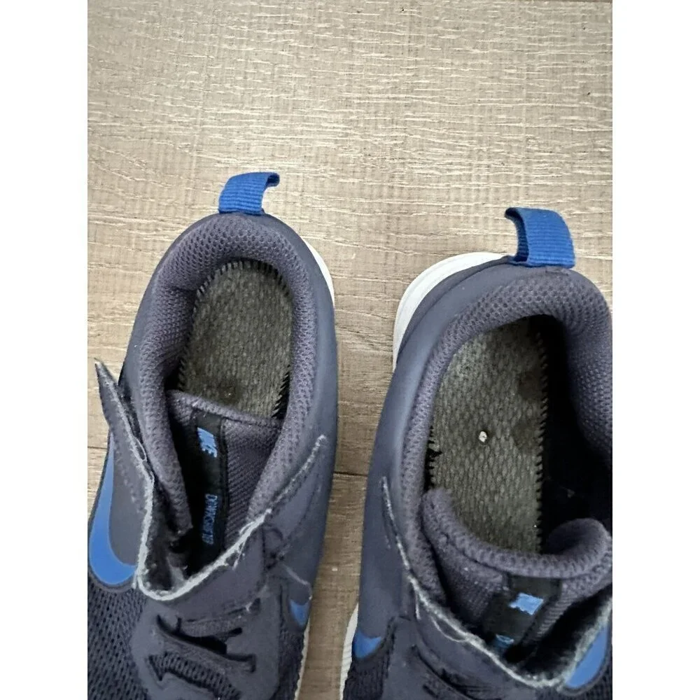 Nike Strap Sneakers